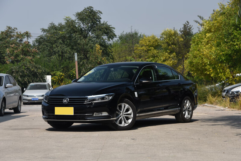 迈腾倒车时中控屏出现摄像头驻车系统当前不可用是怎么回事？的第1张示图