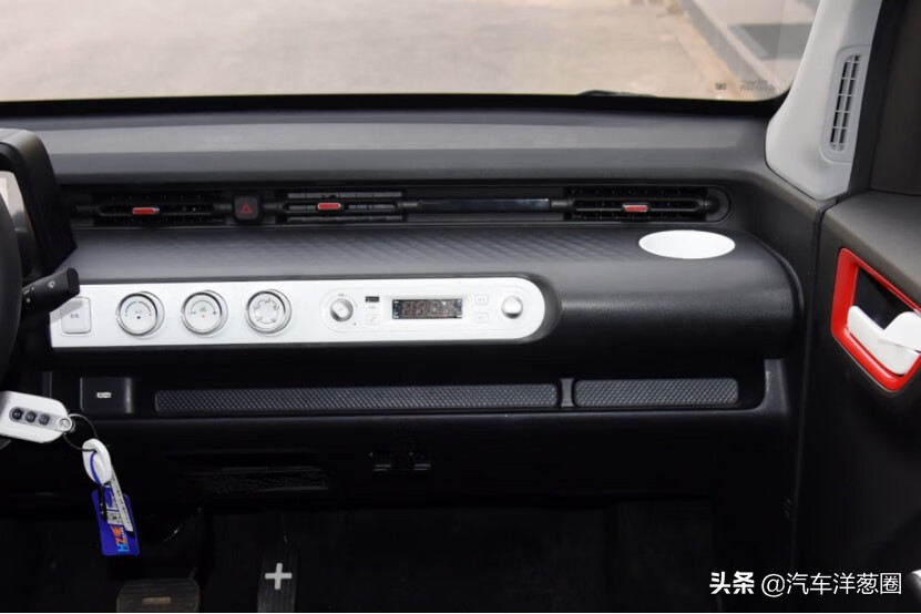 宏光MINIEV续航翻倍,但价格也翻倍!还值得买吗?的第17张示图 宏光MINIEV续航翻倍,但价格也翻倍!还值得买吗?的第17张示图