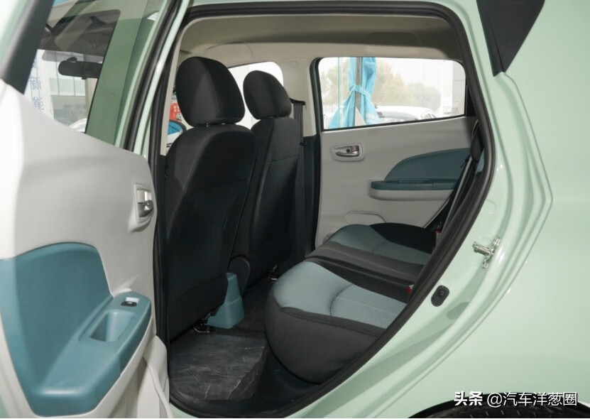 宏光MINIEV续航翻倍,但价格也翻倍!还值得买吗?的第22张示图 宏光MINIEV续航翻倍,但价格也翻倍!还值得买吗?的第22张示图