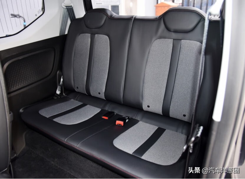 宏光MINIEV续航翻倍,但价格也翻倍!还值得买吗?的第6张示图 宏光MINIEV续航翻倍,但价格也翻倍!还值得买吗?的第6张示图