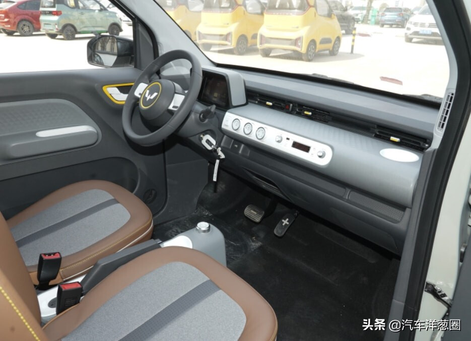 宏光MINIEV续航翻倍,但价格也翻倍!还值得买吗?的第32张示图 宏光MINIEV续航翻倍,但价格也翻倍!还值得买吗?的第32张示图