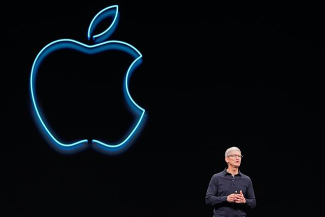 苹果 CEO Tim Cook 或明年离职，谁将成为下一个掌舵人？