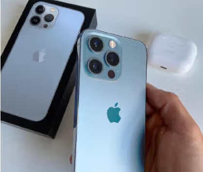 iphone13pro远峰蓝色和石墨色对比_哪款更好看 