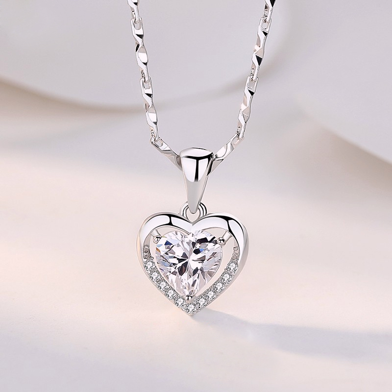 圣雅罗 白锆石吊坠锁骨项链