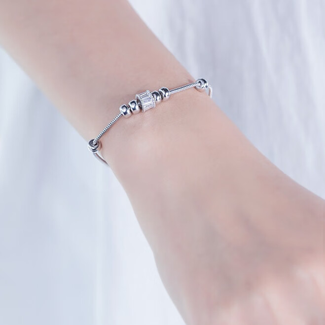 卡蒂罗 精细抛光工艺 手链