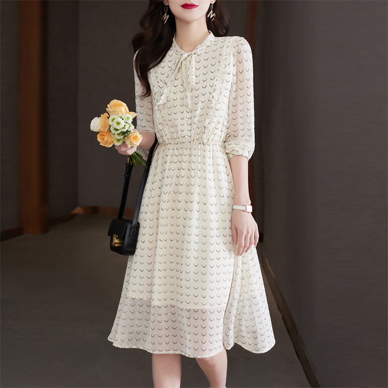 Icahn high-end fashion brand dress women's 2022 summer new Chiffon high-grade sense women's waist is slim, floral skirt women's small French printed skirt women's new dress D14