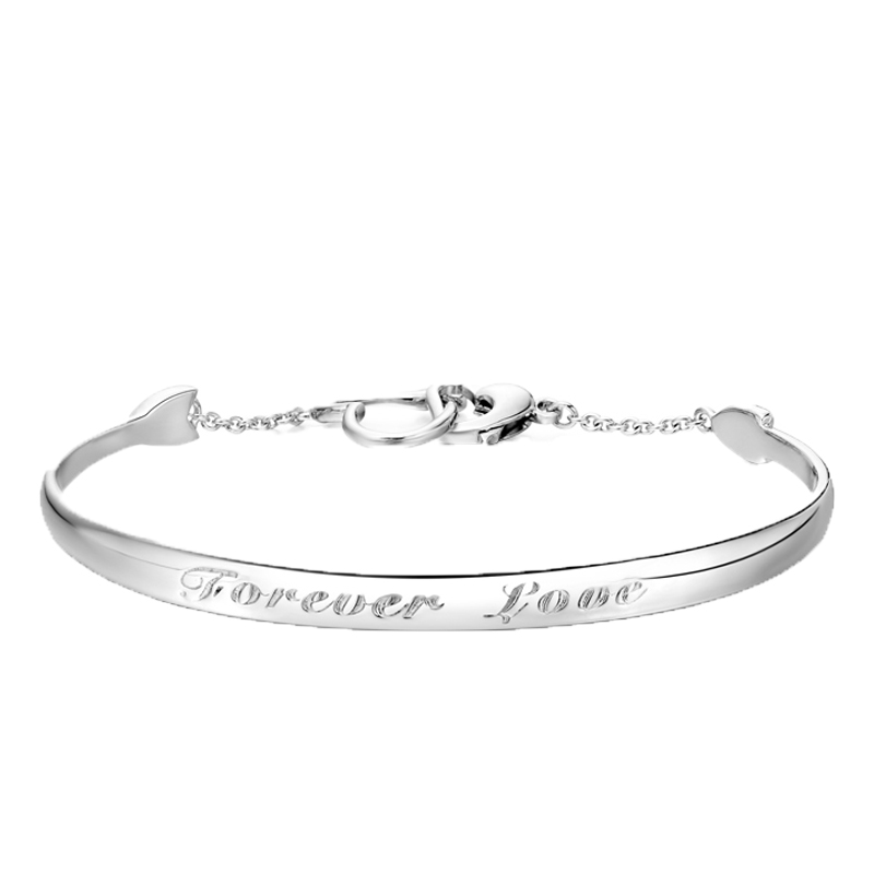 周大福爱意浓手镯