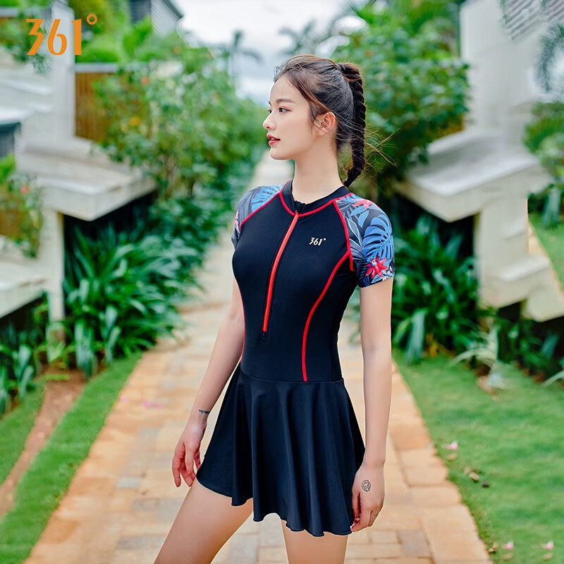 361 degree swimsuit women's one-piece conservative short sleeved skirt to cover the belly and show thin Korean ins large hot spring swimsuit