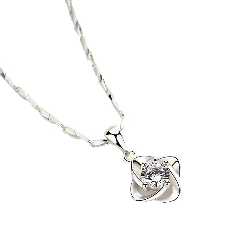 唯一 四叶草情侣锁骨链