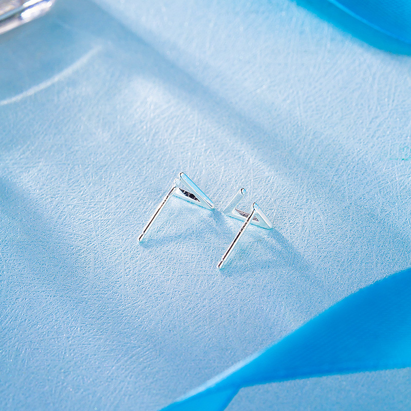 美芙尼 个性几何耳钉