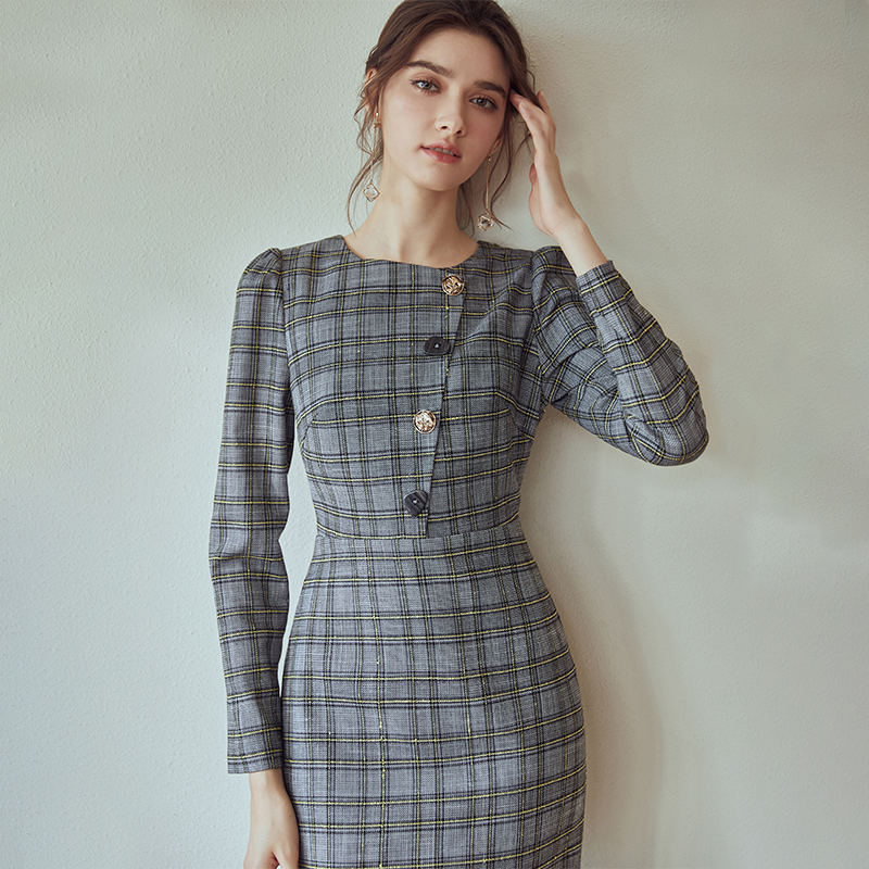 Roeyshouse Luoyi 2022 spring new style temperament slim fit bag hip retro Plaid Dress women 05729