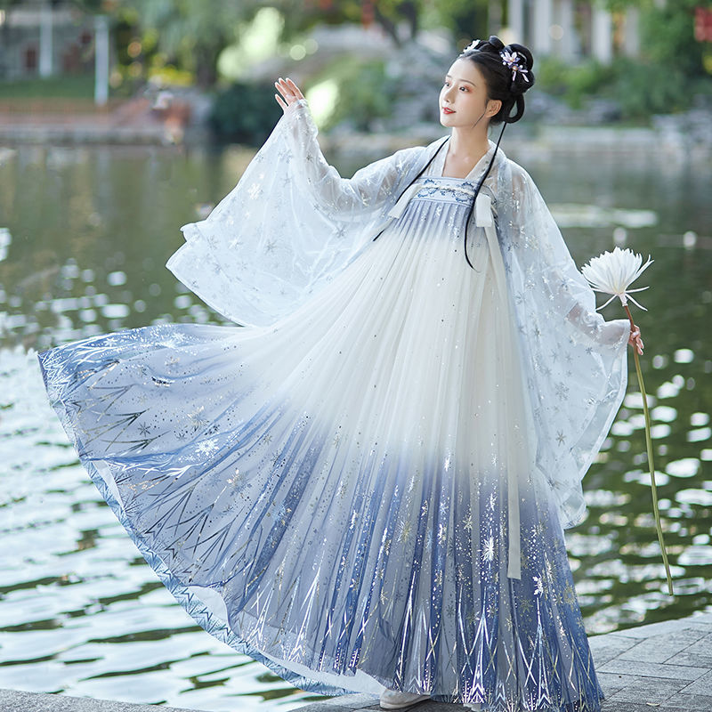 Hou Qiye's genuine chest length Ru skirt Han dress female [Yaotai month] daily 6m big swing new style large sleeved shirt Chinese style