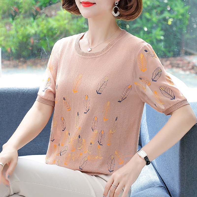 Huihuan ice silk t-shirt female mother summer clothes 2021 new middle-aged and elderly women's clothes large women's short sleeved T-shirt temperament foreign style versatile knitted small shirt