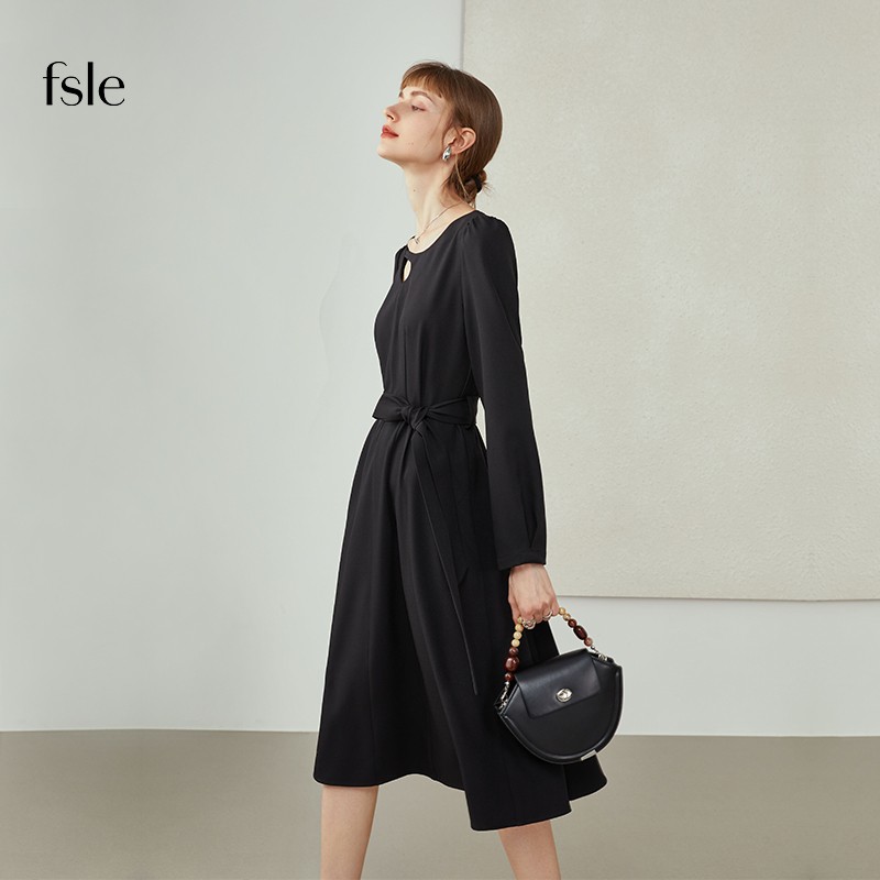 Fansi lanen early autumn temperament dress autumn new women's long sleeved hollow out small black skirt 213084