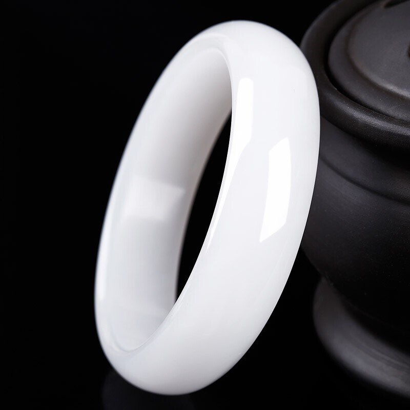 影享 简约大气 翡翠手镯