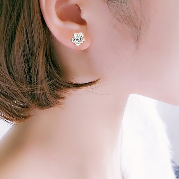 唯一 女士韩版耳钉