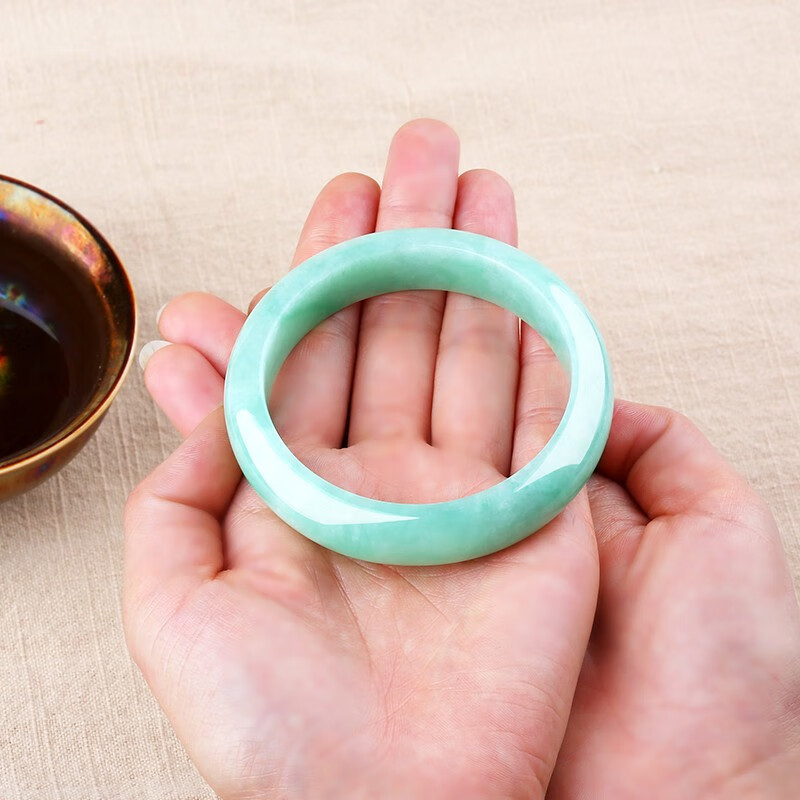 艾选 天然翡翠手镯