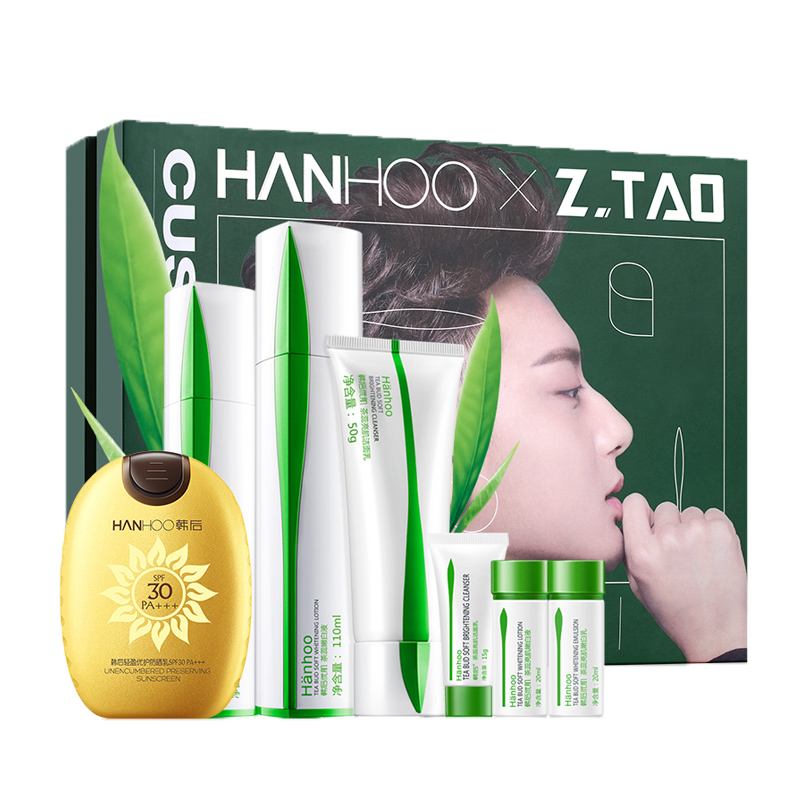 韩后 茶蕊嫩白臻宠礼盒