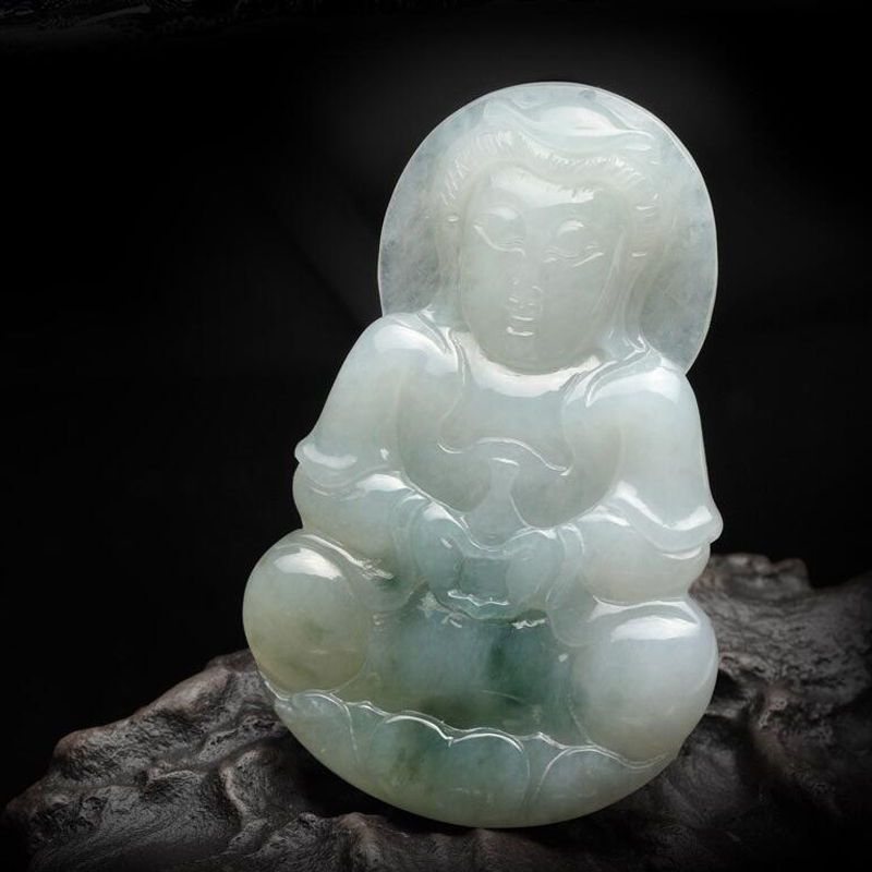 七彩云南 玉观音吊坠