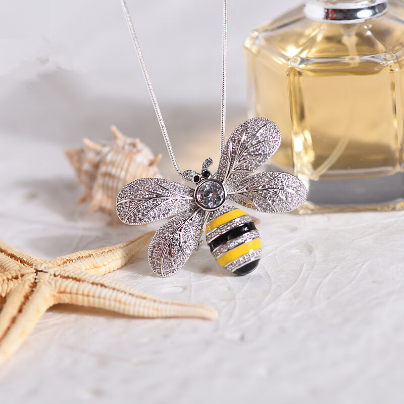 皇家莎莎 小蜜蜂胸针项链