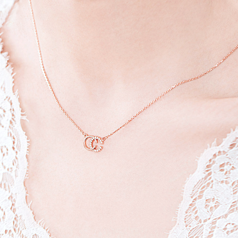伊黛儿 双C字母 玫瑰金项链