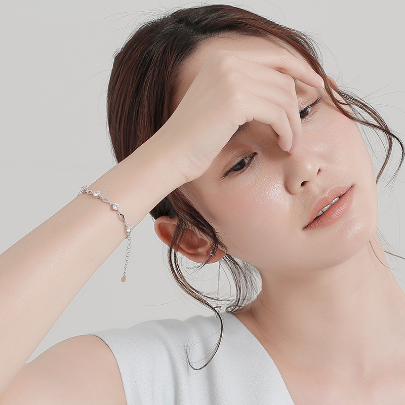 唯一 足银时尚简约手链