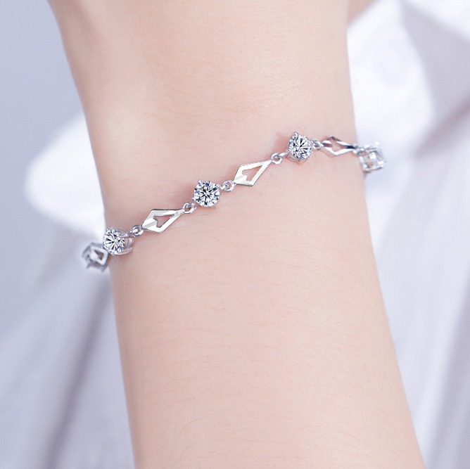 卡蒂罗 女士精美银手链