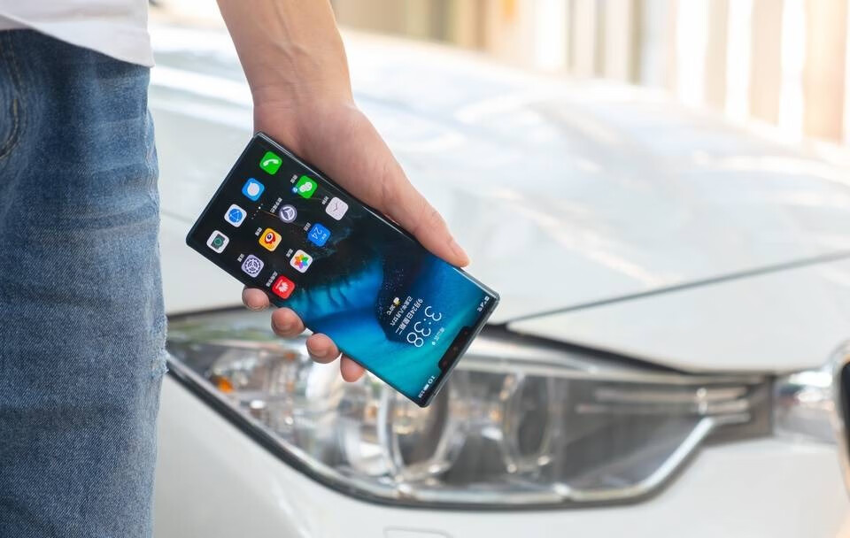 华为Mate 30 Pro 5G：12秒可下载一部电影，用了就回不去了！