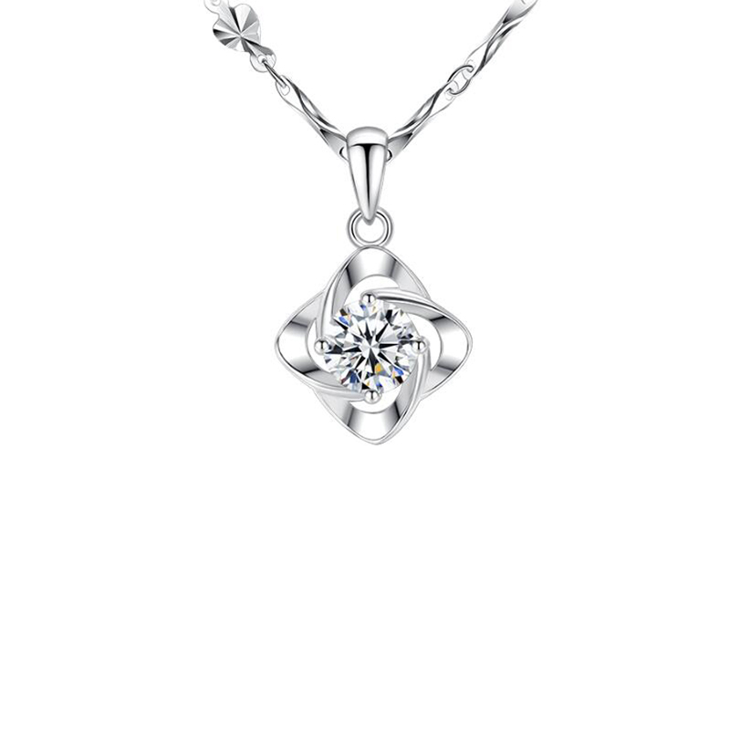 奢蒂 四叶草锁骨链