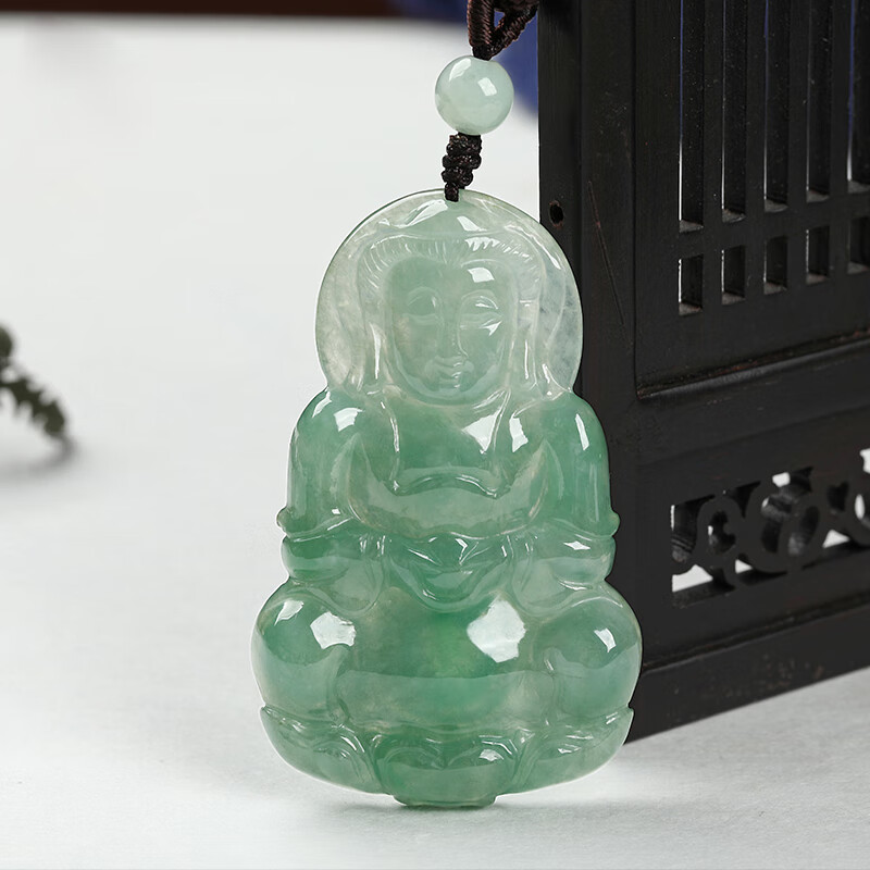 初源 冰种浅绿观音玉坠