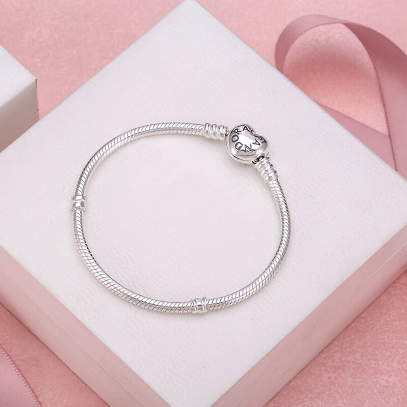 潘多拉 银色心形手链