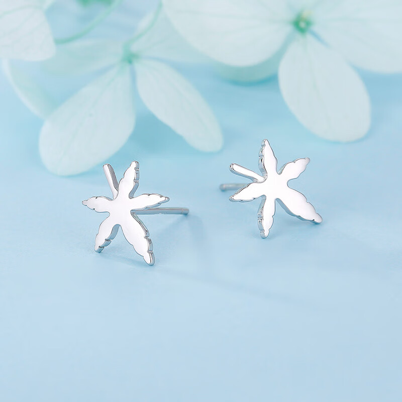 美芙尼 枫叶款气质耳钉