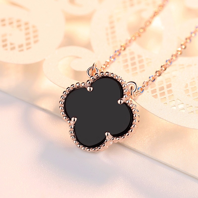 Visvim 玛瑙石吊坠