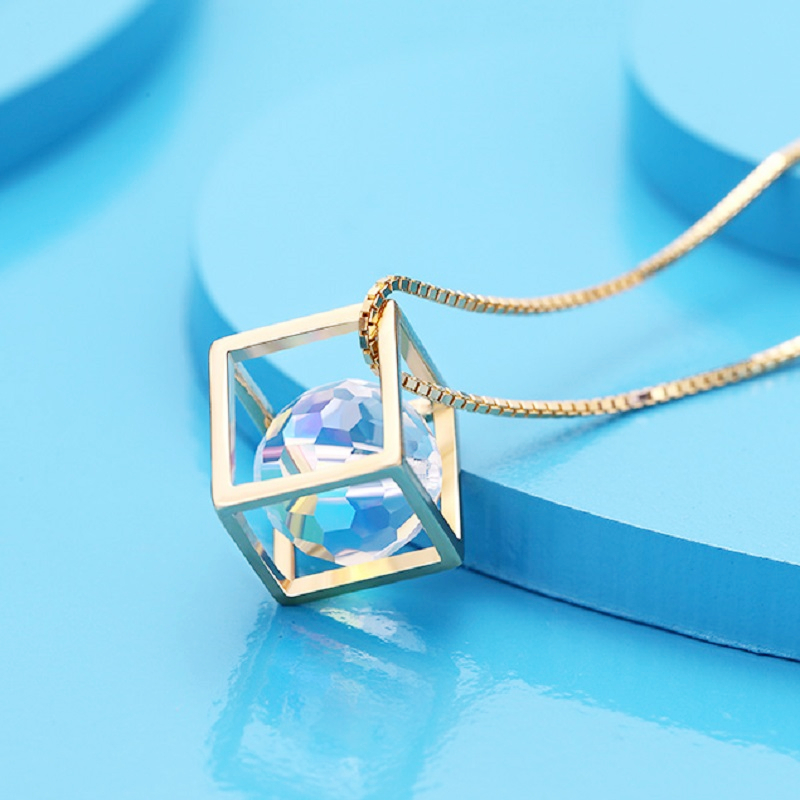 静风格 水晶魔方心动锁骨链