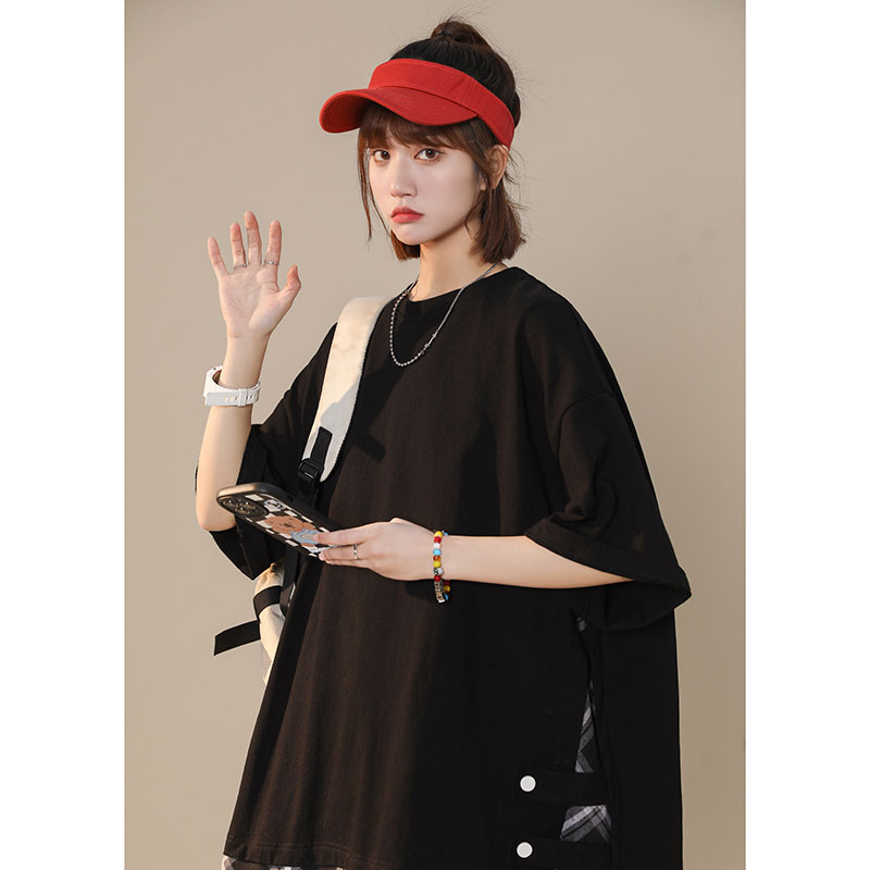 QGF fake two-piece short sleeved T-shirt women's port style new summer loose and versatile design sense of minority Lingge top fashion ins neutral casual women's top