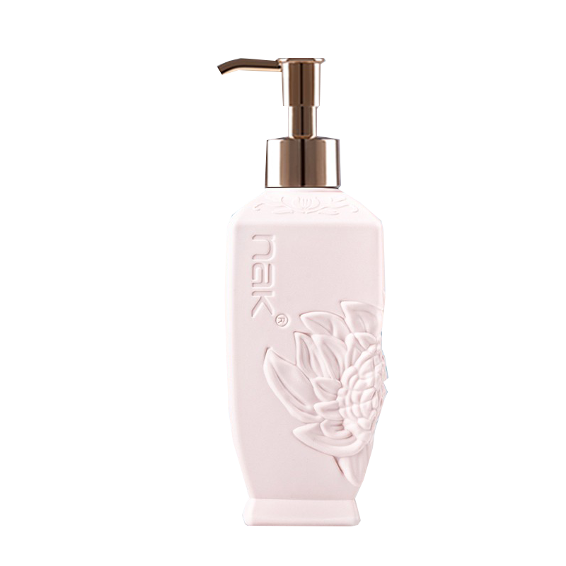 nak 温和香水沐浴露