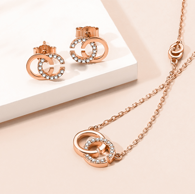 T400 双C字母银项链