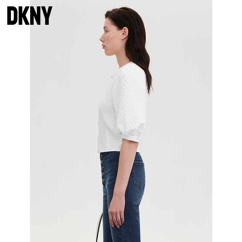DKNY / Tang kena'er three-dimensional embossed short waist women's shirt