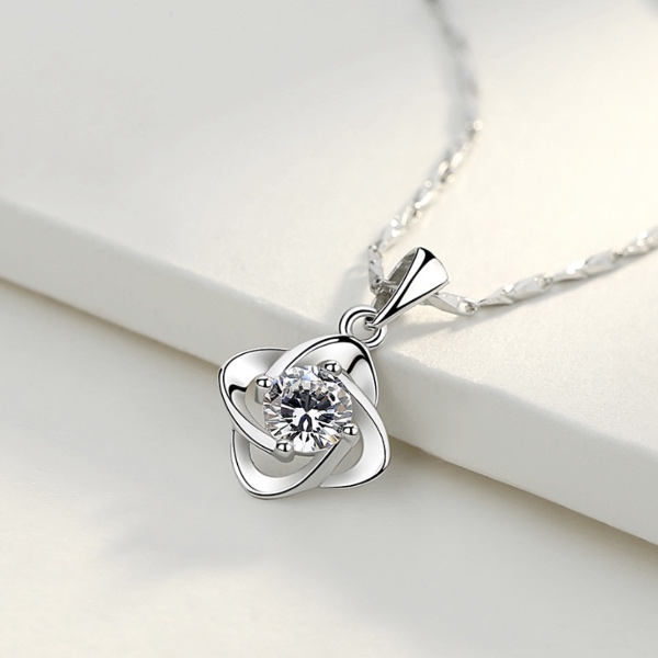 唯一女士银项链