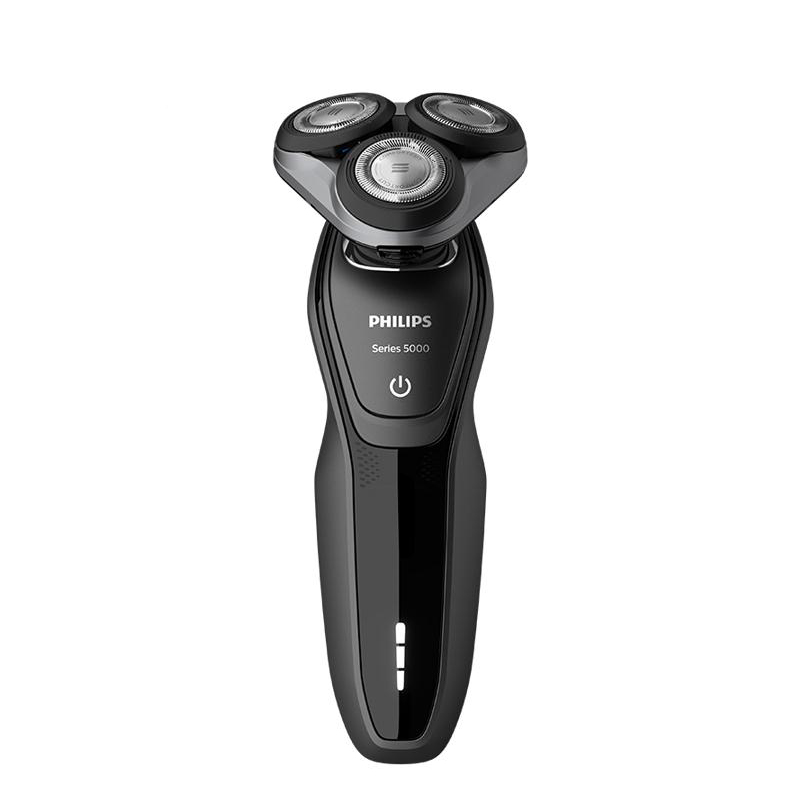 飞利浦 电动剃须刀全身水洗