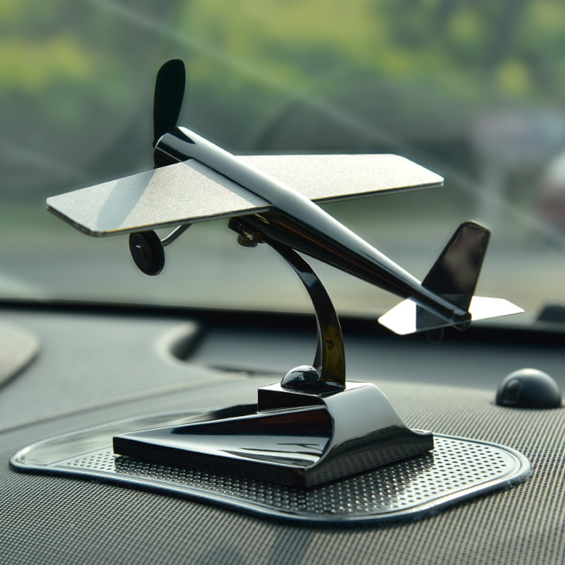 轩之梦 太阳能汽车摆件