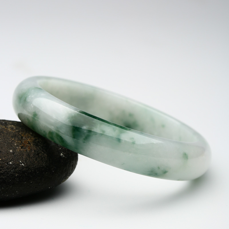 凤禧珠宝飘花翡翠玉手镯