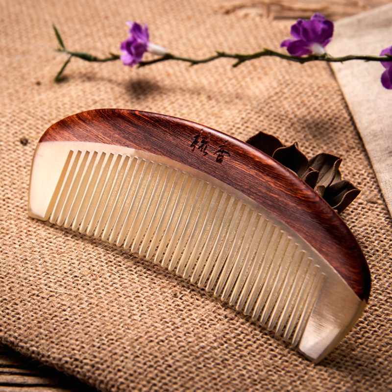 紫韵梳香 红檀木柄牛角梳
