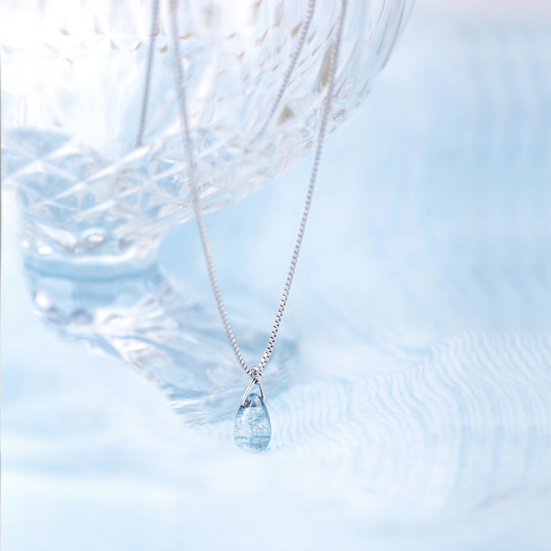 曼禾 创意水滴项链