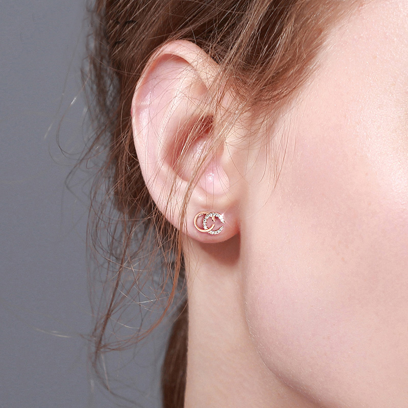 T400亲肤细腻925银耳钉