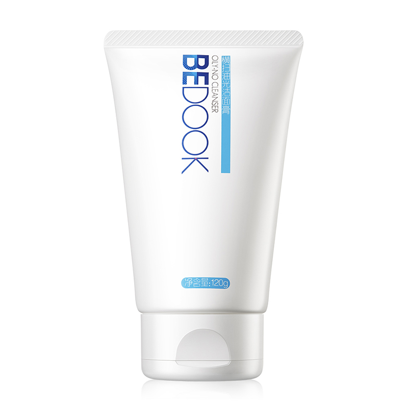 比度克横扫油光洁面膏