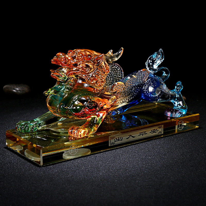 卡马斯创意汽车摆件