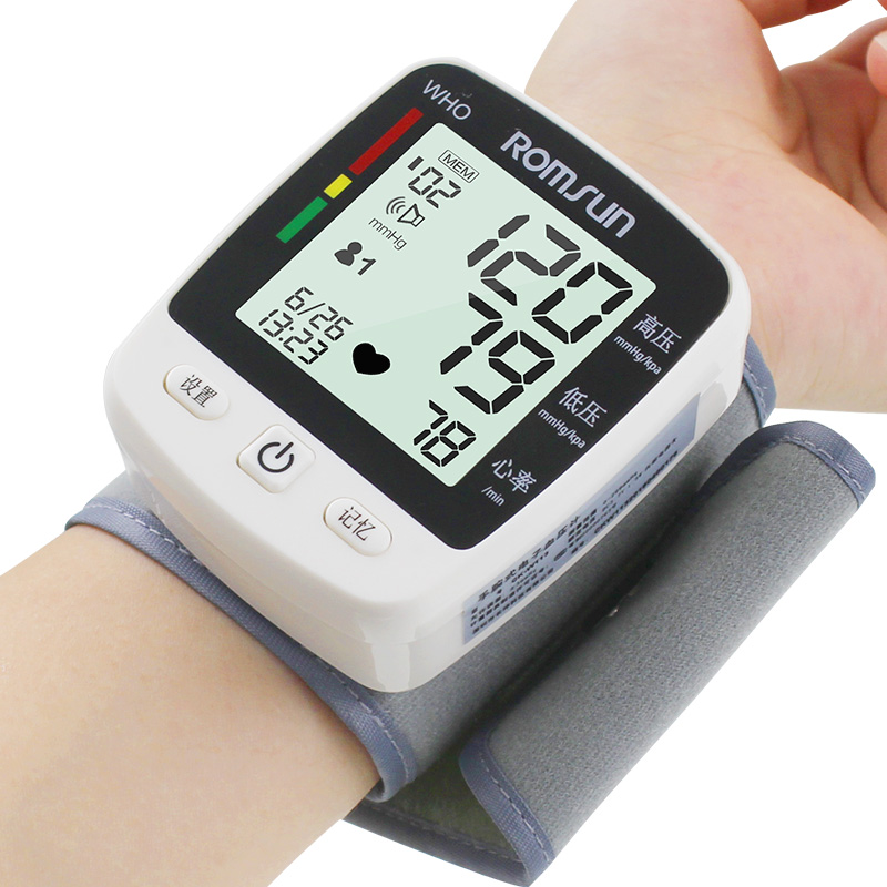 全自动测量电子血压计