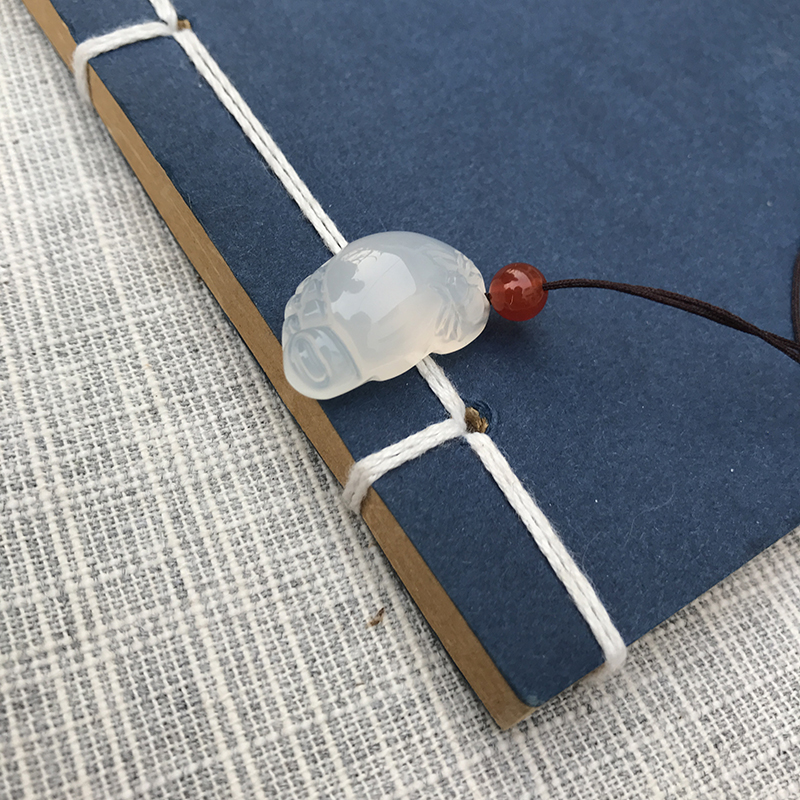 简斓 知足常乐小脚丫玉坠