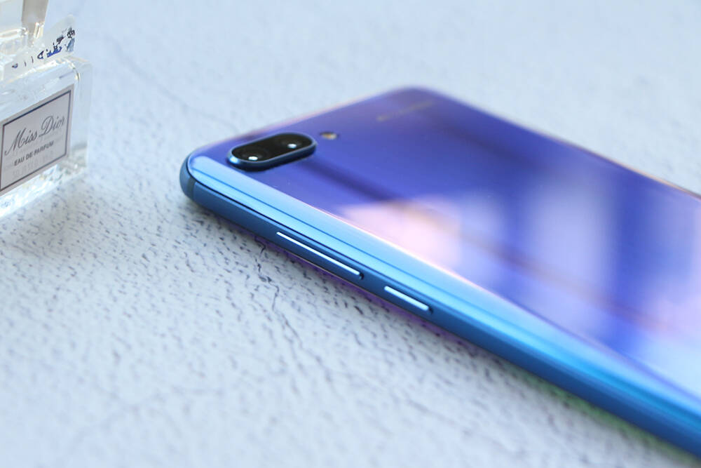 华为荣耀10:于4月27日首销 2400万ai双摄